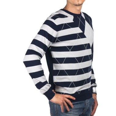 Maglia a righe e rombi bianco e nero