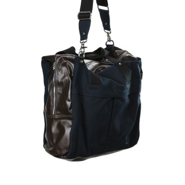 Borsa in tessuto blu e plastificato...